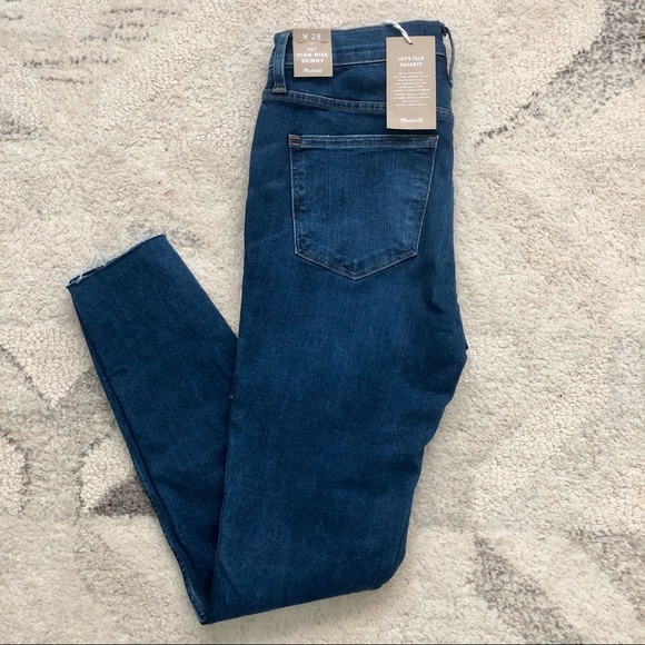 Madewell 10" High-Rise Skinny Jeans in Hanna Wash - Picture 2 of 8